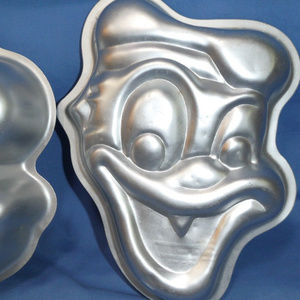 DISNEY VINTAGE 1976 Donald Duck mold